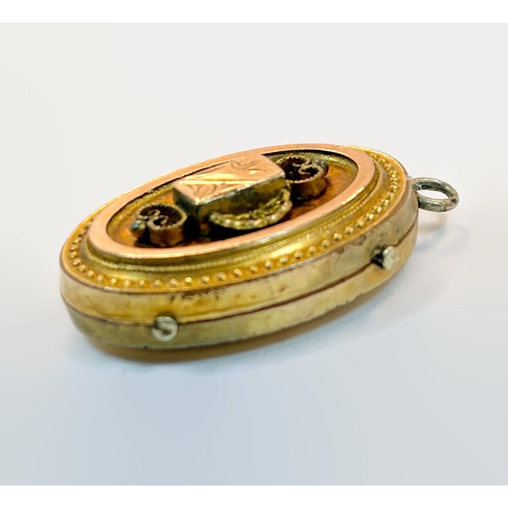 Vintage, Victorian, Locket, Gold Filled, Etruscan Revival, Antique, GF - Picture 4 of 6